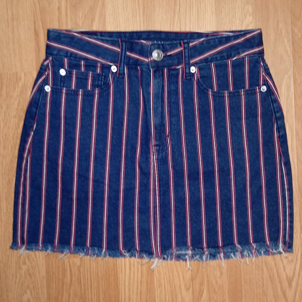 NWT American Eagle Skirt Striped Denim